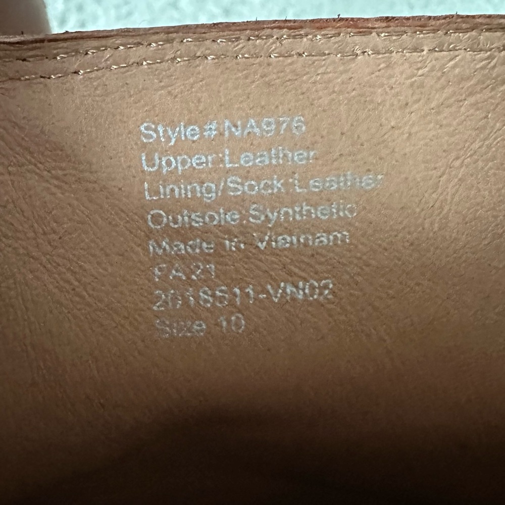 Madewell The Alyce Zip-Front Lugsole Boot in Dried Maple - Picture 10 of 11